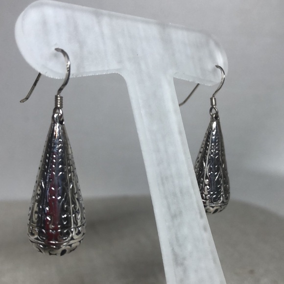 925 Sterling Silver earrings - Picture 1 of 7